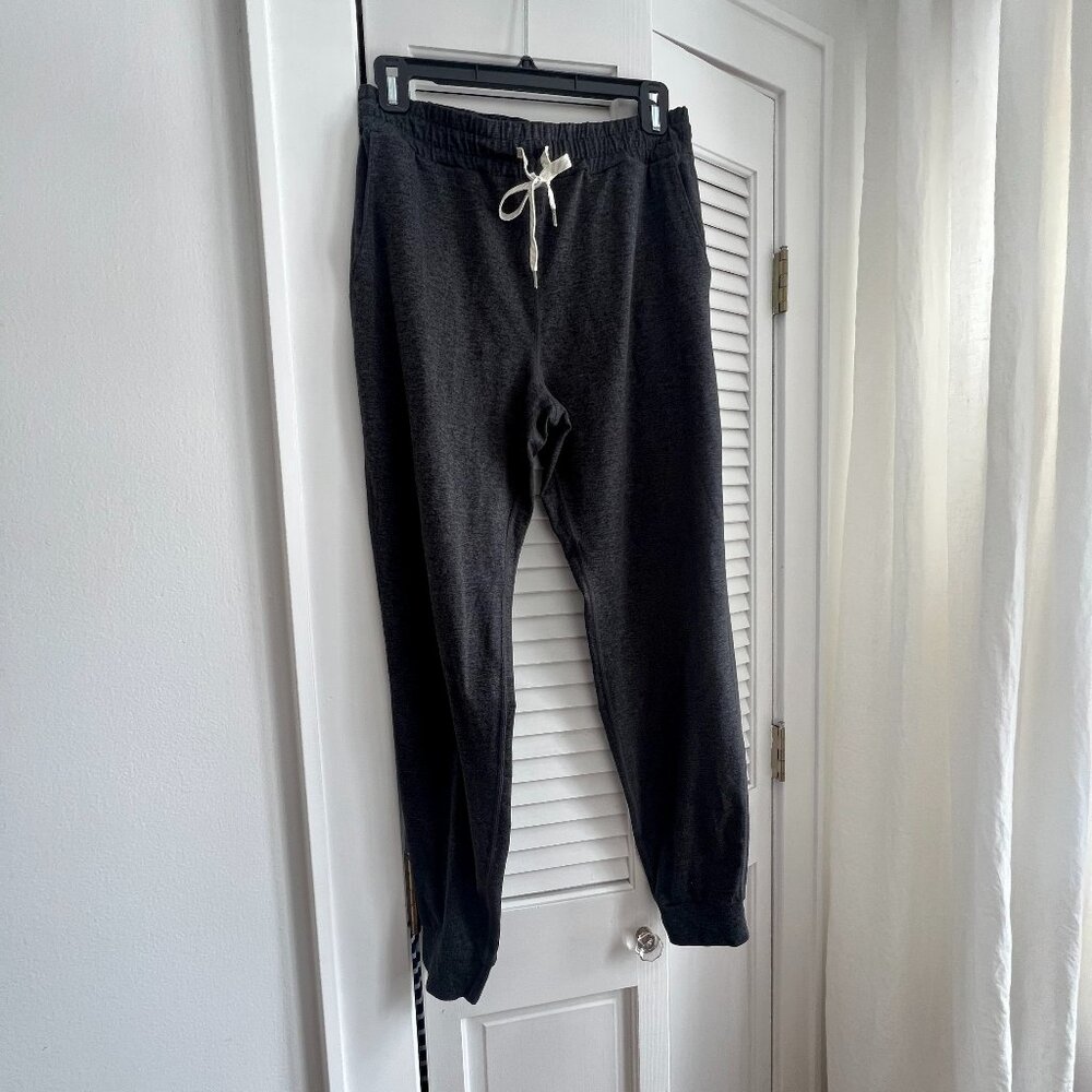 Vuori Performance Jogger Charcoal Heather Size S Tall